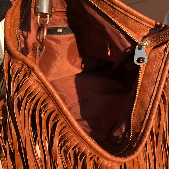 Brown Fringe Purse (90% brand new) - Picture 4 of 5